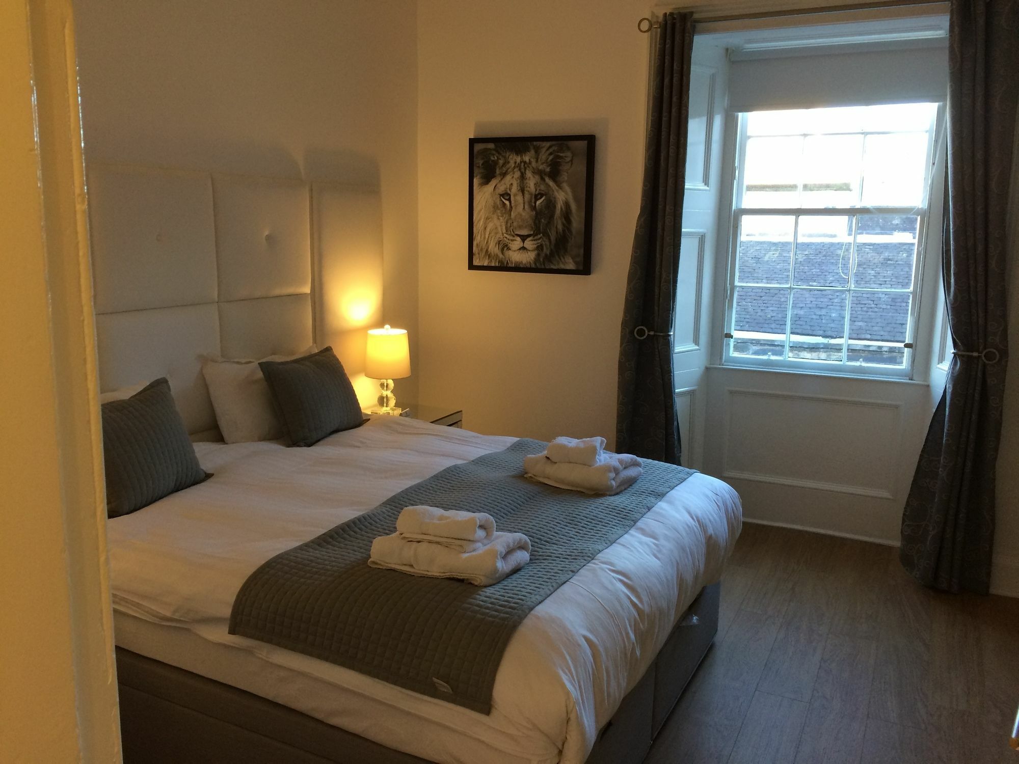 Hanover 71 Suites Edimburgo Esterno foto