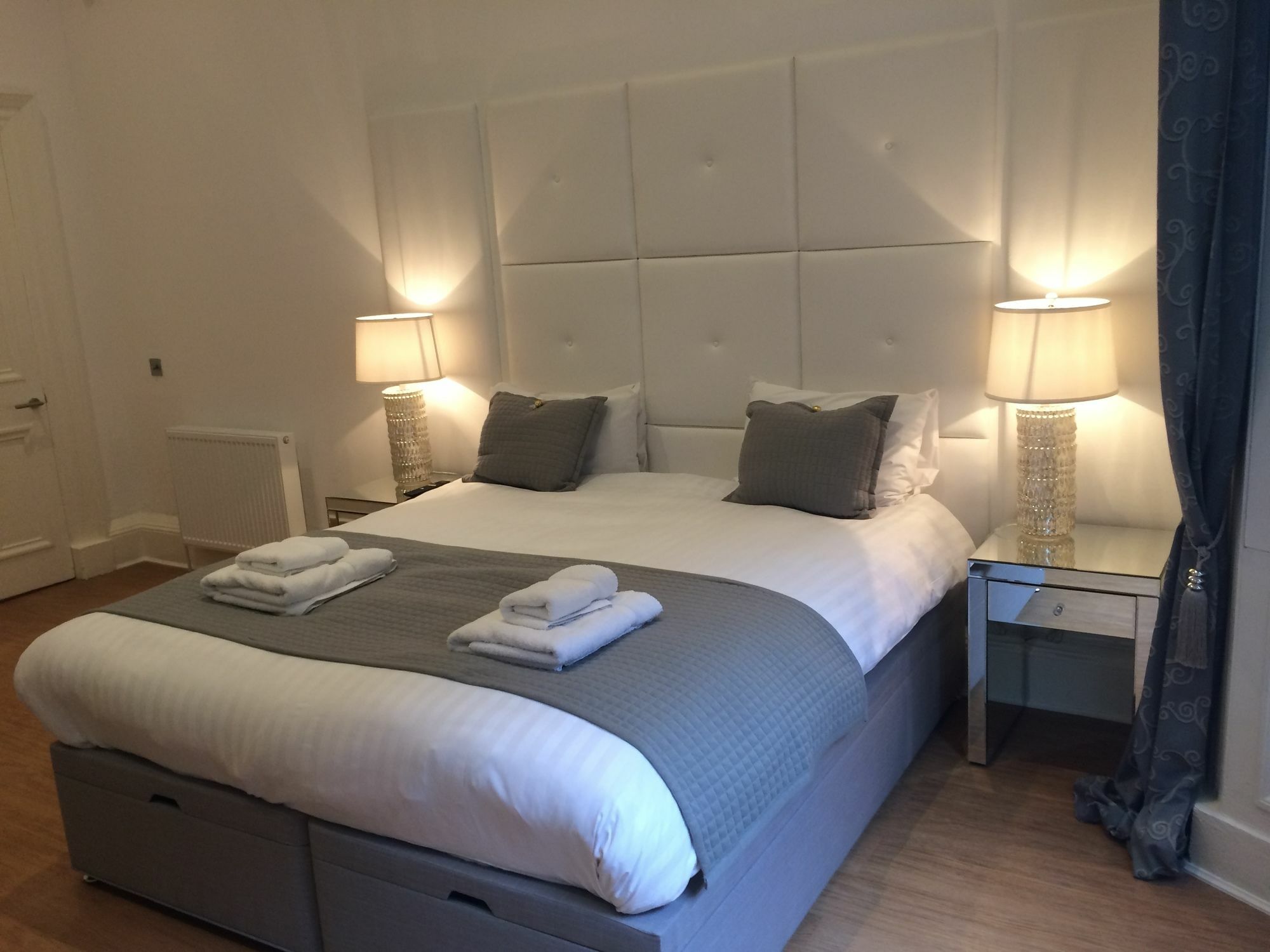 Hanover 71 Suites Edimburgo Esterno foto